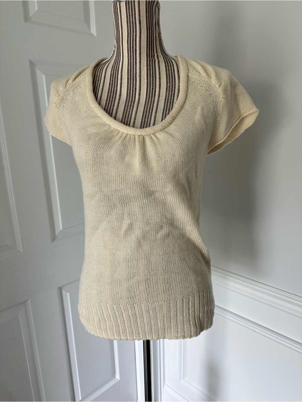 Vintage Banana Republic 100% Merino Wool Short Sleeve Sweater | M